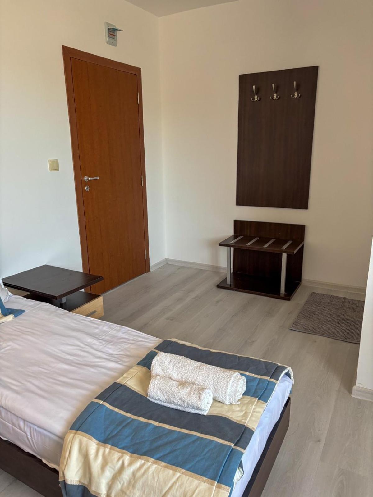 Marianas Guesthouse Obzor Exterior photo
